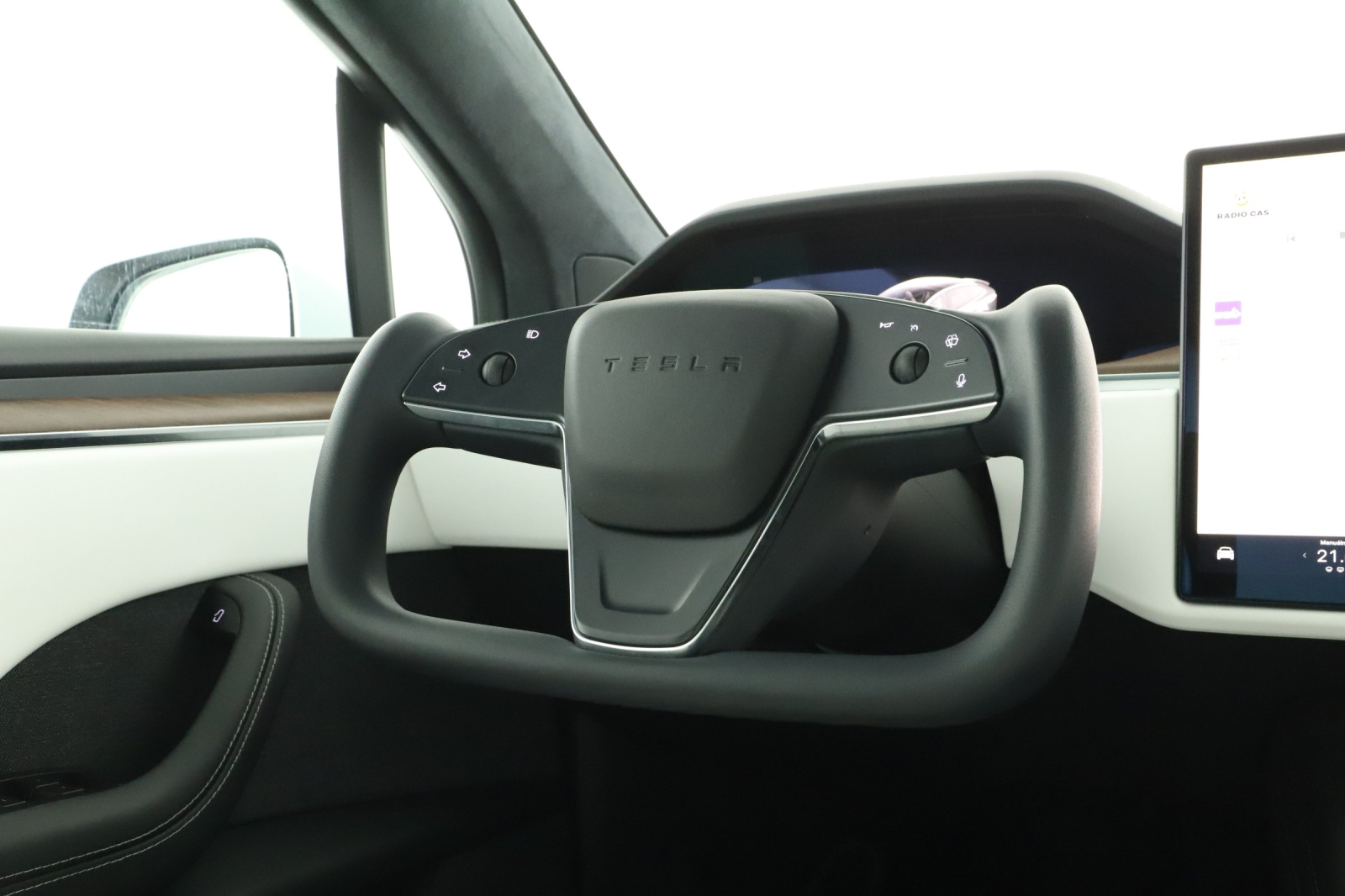 Tesla Model X - 2023