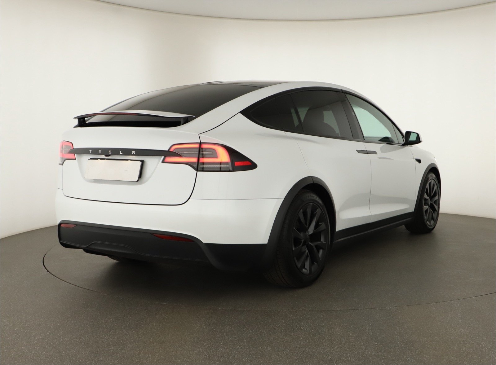 Tesla Model X - 2023