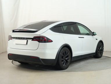 Tesla Model X - 2023