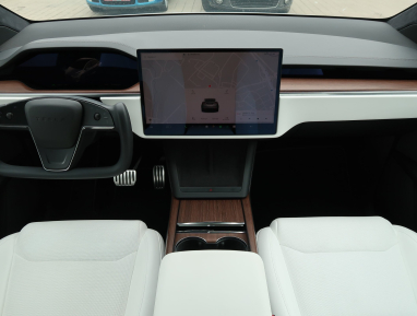 Tesla Model X - 2023