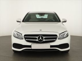 Mercedes-Benz E - 2016