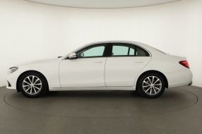 Mercedes-Benz E - 2016