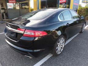 Jaguar XF - 2011