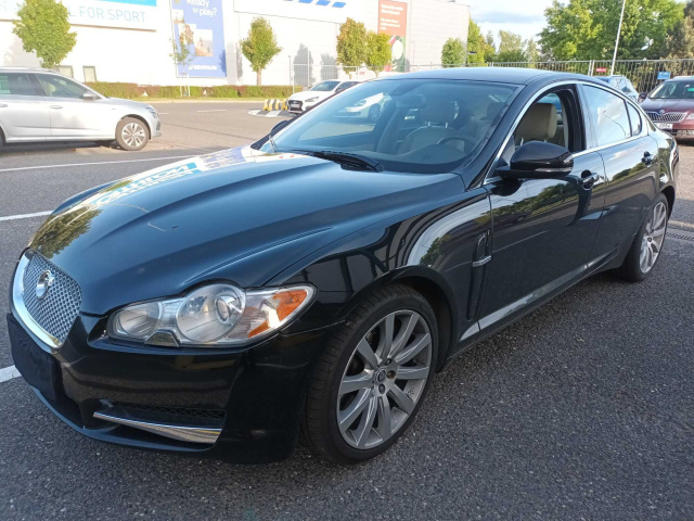 Jaguar XF 2011
