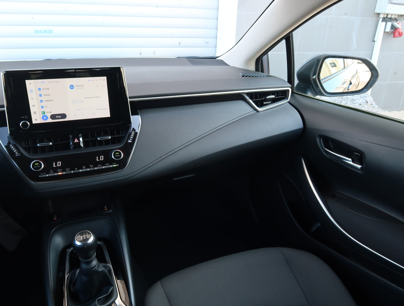 Toyota Corolla - 2023