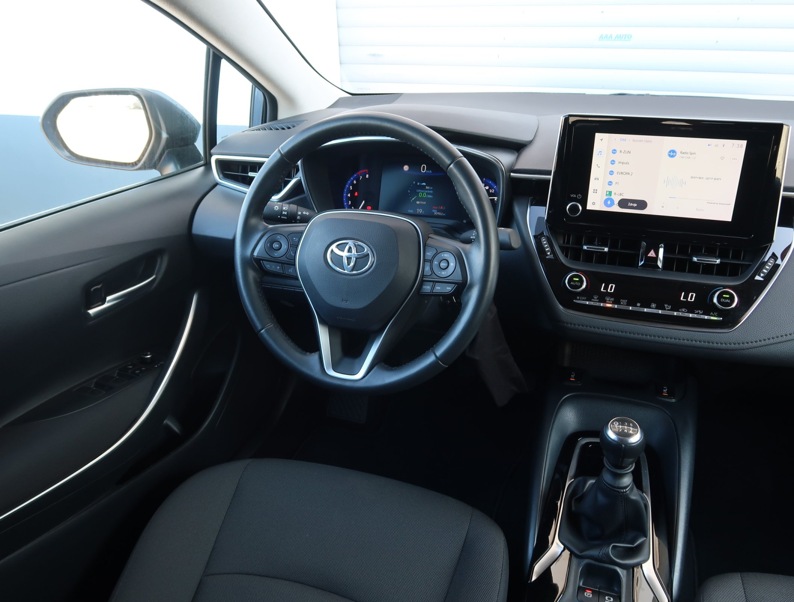 Toyota Corolla - 2023