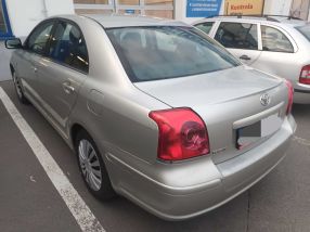 Toyota Avensis - 2004