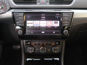 Škoda Superb - 2017