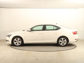 Škoda Superb - 2017