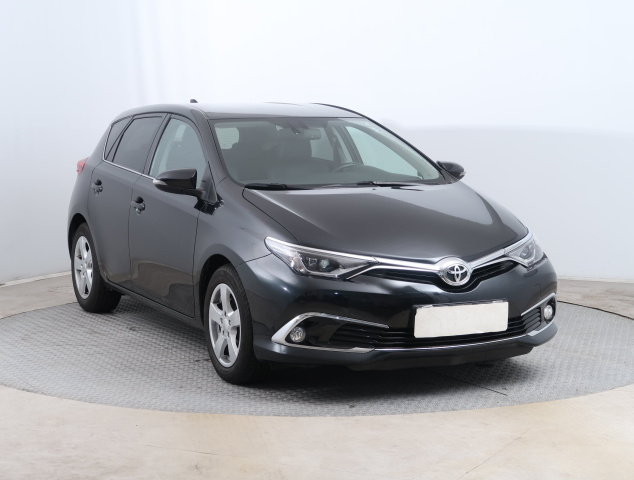 Toyota Auris 2016