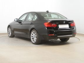 BMW 3 - 2013