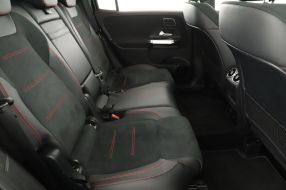 Mercedes-Benz GLB - 2021