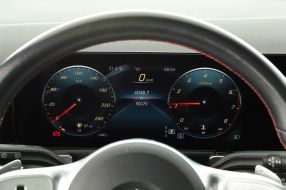 Mercedes-Benz GLB - 2021