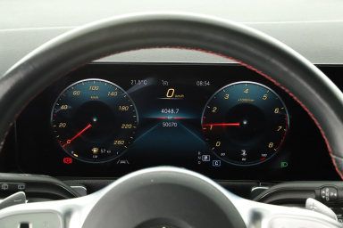Mercedes-Benz GLB - 2021