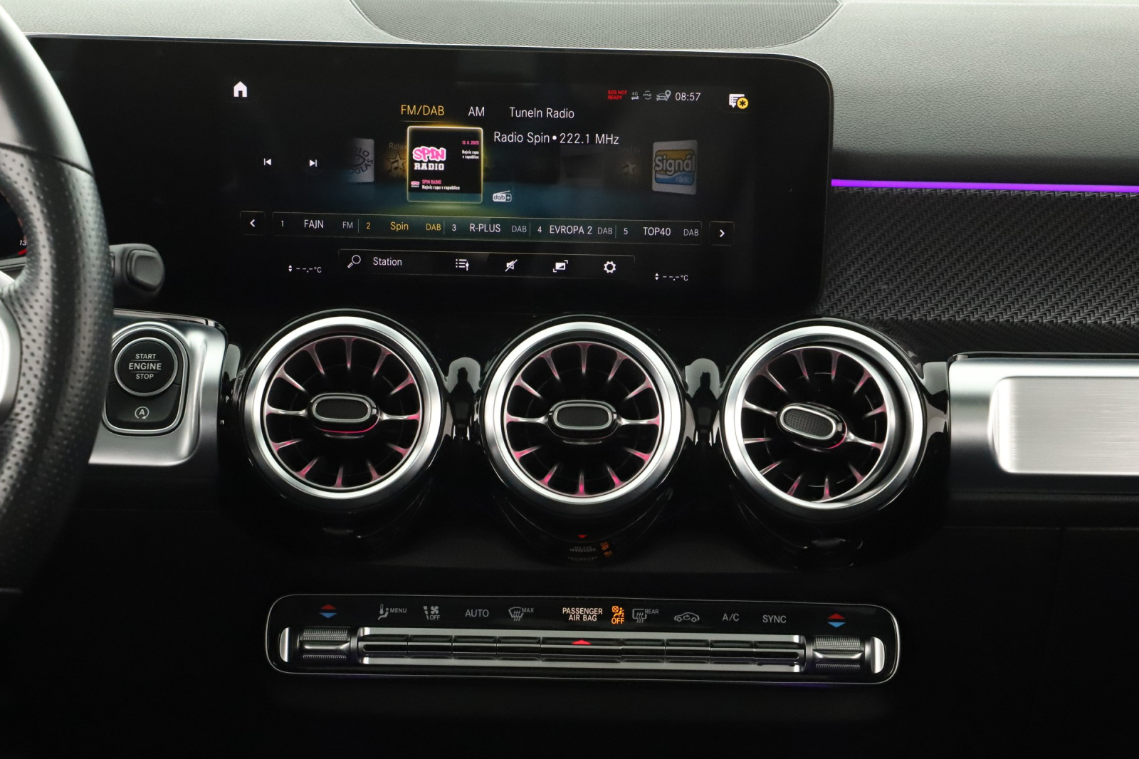 Mercedes-Benz GLB - 2021