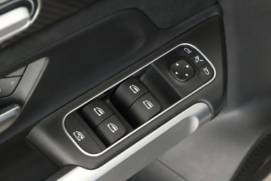 Mercedes-Benz GLB - 2021