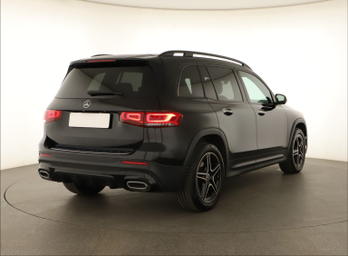 Mercedes-Benz GLB - 2021