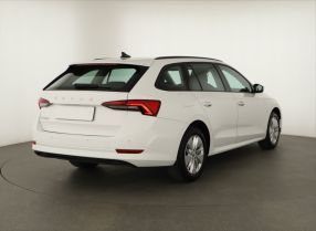 Škoda Octavia - 2022