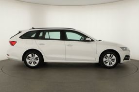 Škoda Octavia - 2022
