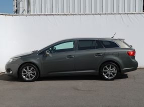Toyota Avensis - 2012