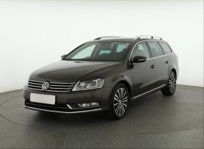 Volkswagen Passat - 2012