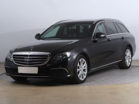 Mercedes-Benz E - 2019