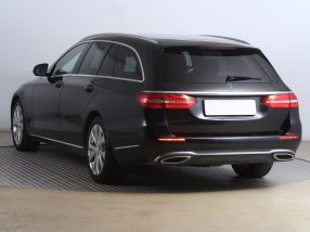 Mercedes-Benz E - 2019