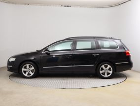 Volkswagen Passat - 2010