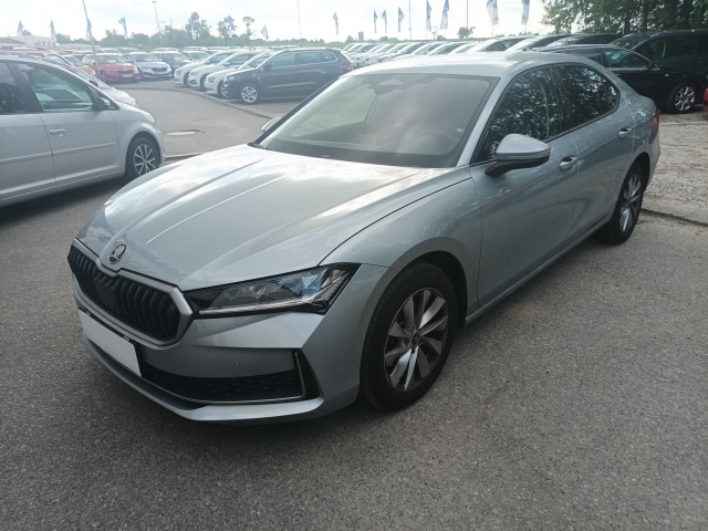 Škoda Superb 2025