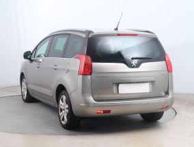 Peugeot 5008 - 2013