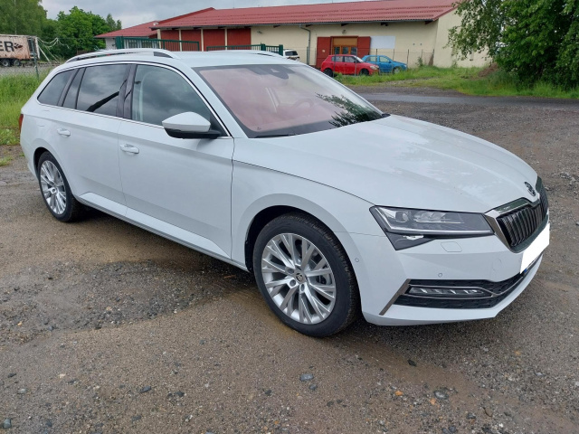 Škoda Superb 2023