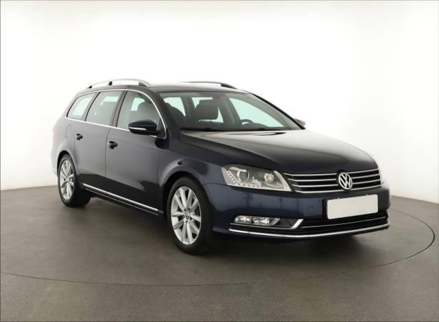 Volkswagen Passat 2011