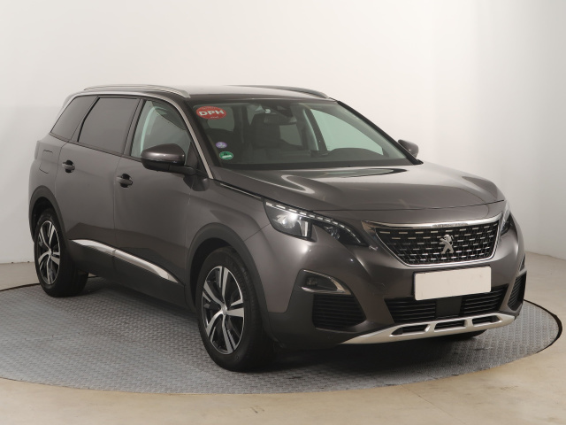 Peugeot 5008 2020