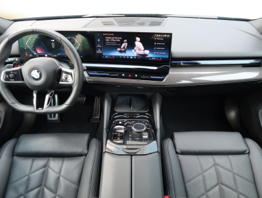 BMW 5 - 2024