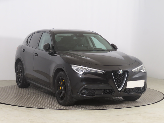 Alfa Romeo Stelvio 2019