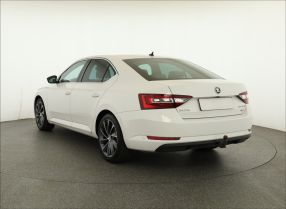 Skoda Superb - 2015