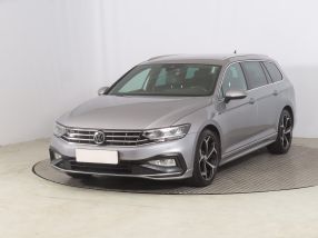 Volkswagen Passat - 2020