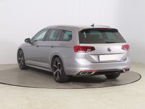 Volkswagen Passat - 2020
