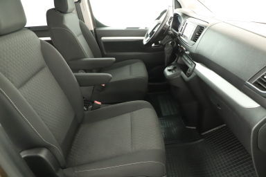 Opel Zafira Life - 2022