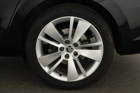 Škoda Superb - 2015