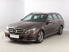 Mercedes-Benz E - 2013