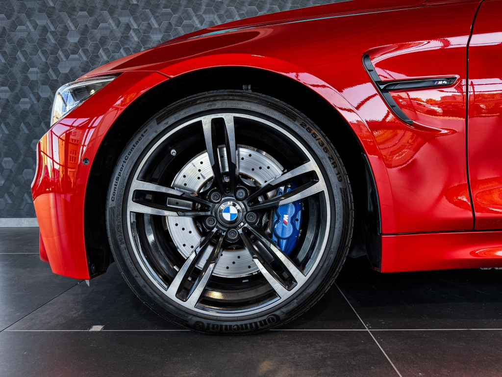 BMW M4
