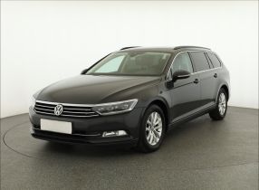 Volkswagen Passat - 2015