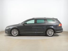 Volkswagen Passat - 2012