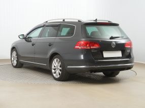 Volkswagen Passat - 2012