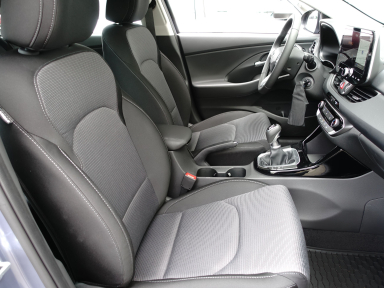 Hyundai i30 - 2025