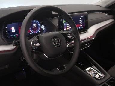 Škoda Octavia - 2023