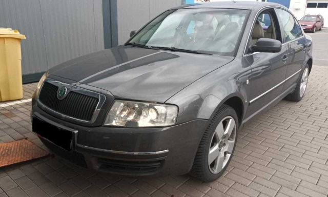 Škoda Superb 2002