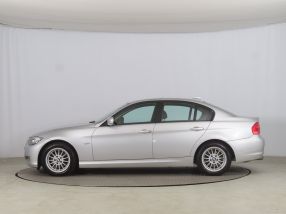 BMW 3 - 2011