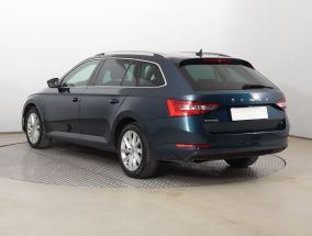 Skoda Superb - 2022